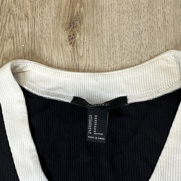 Forever 21 baby tee lace up crop top - Picture 2 of 3